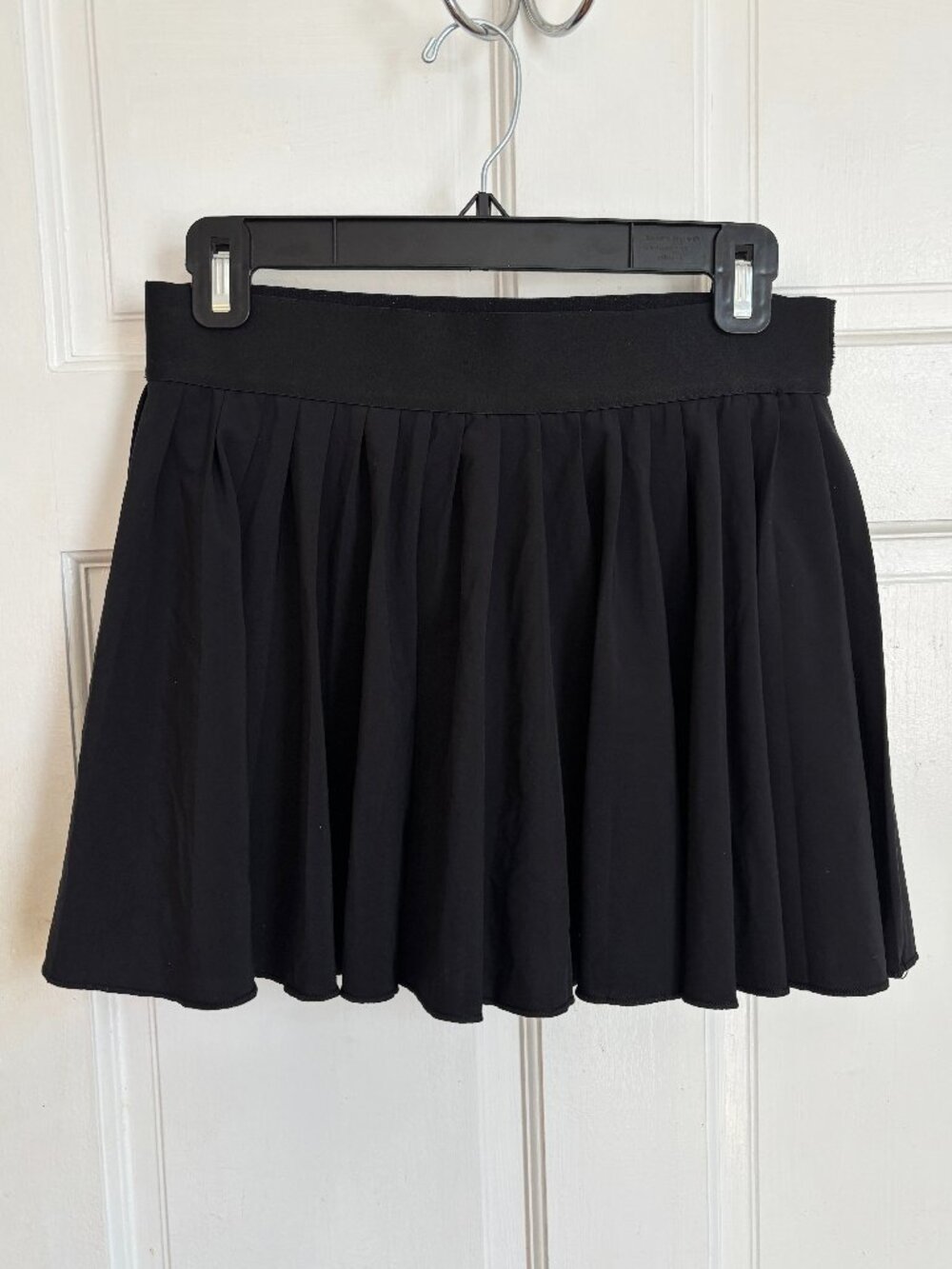 Aritzia Tennis skirt TnAction Tnamove Micro High waisted Shorts Black Pleated M